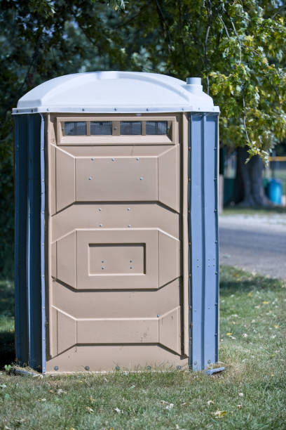 Best Portable restroom trailer rental  in White Mountain Lake, AZ
